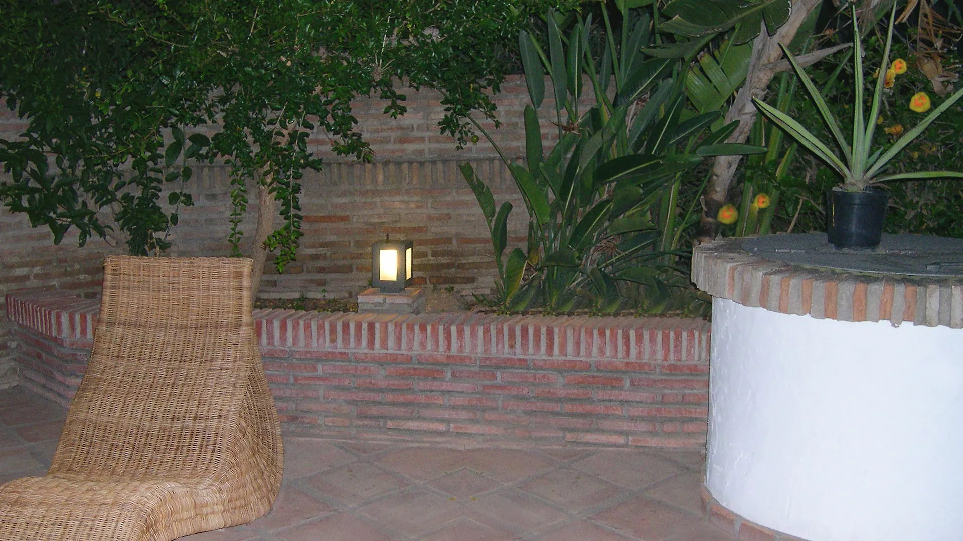 Apartamentos Turisticos La Mundial Malaga Apartment