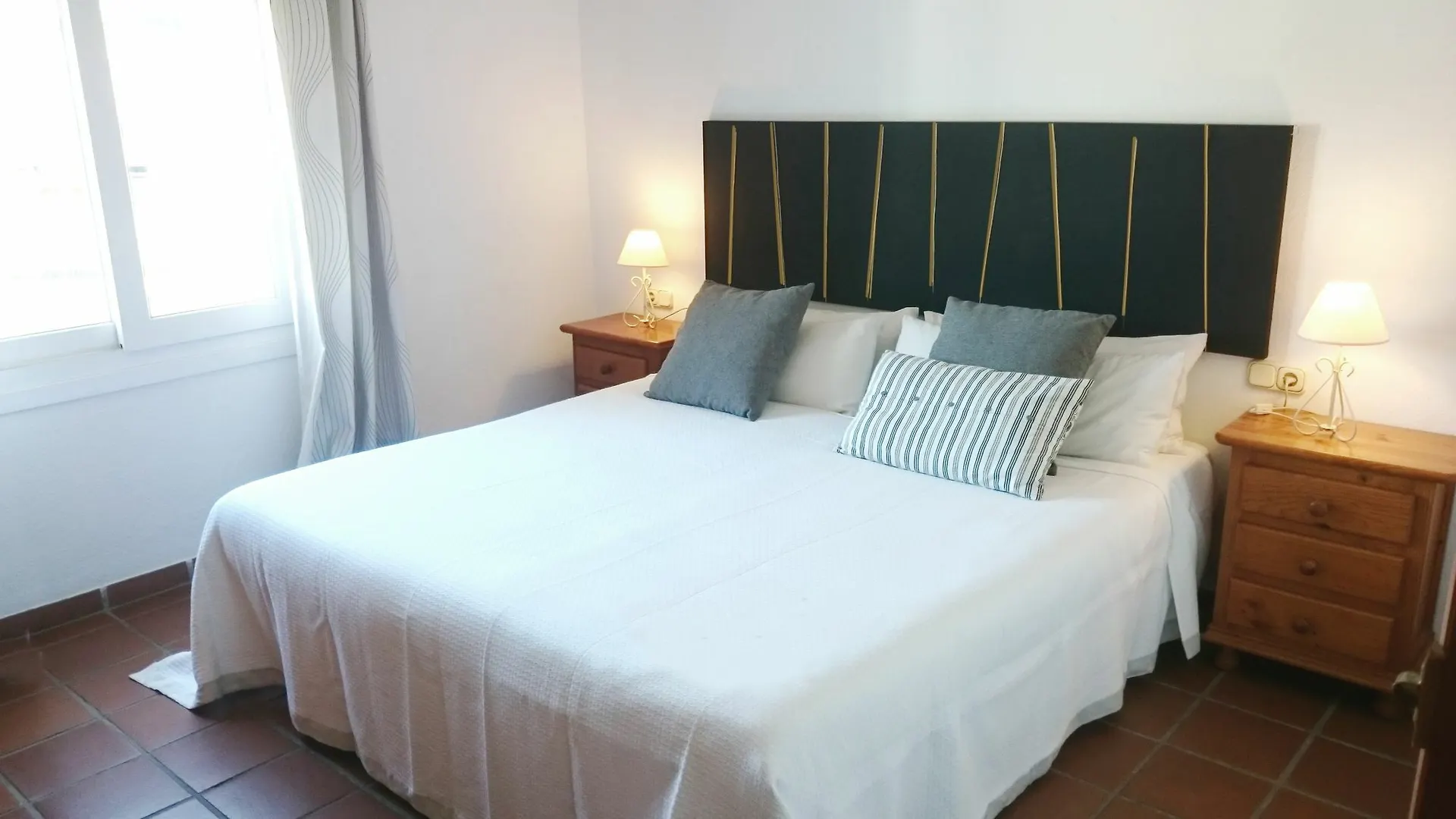 Apartamentos Turisticos La Mundial Malaga 0*,  Spain
