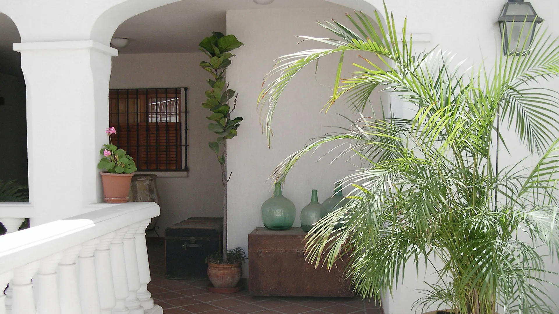Apartamentos Turisticos La Mundial Malaga Apartment
